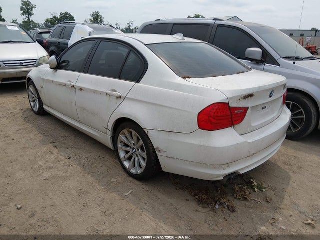 2011 Bmw 328i Xdrive მანქანა იყიდება აუქციონზე, vin: WBAPK7C59BF083689, აუქციონის ნომერი: 45739001