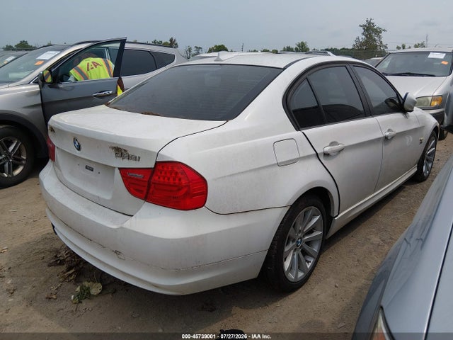 2011 Bmw 328i Xdrive მანქანა იყიდება აუქციონზე, vin: WBAPK7C59BF083689, აუქციონის ნომერი: 45739001