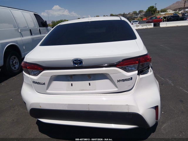 Auction sale of the 2021 Toyota Corolla Hybrid Le, vin: JTDEAMDE2MJ033694, lot number: 45739013