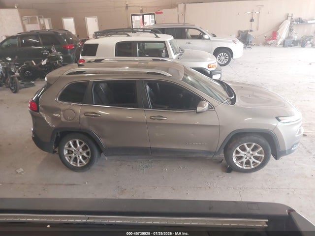 Продаж на аукціоні авто 2017 Jeep Cherokee Latitude, vin: 1C4PJLCB1HW643329, номер лоту: 45739025
