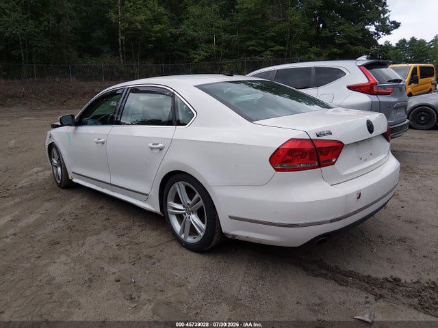 Aukcja sprzedaży 2015 Volkswagen Passat 1.8t Se, vin: 1VWBT7A31FC006945, numer aukcji: 45739028