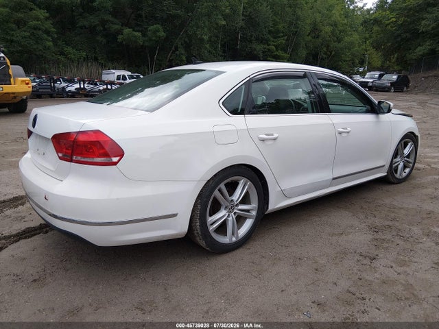 Aukcja sprzedaży 2015 Volkswagen Passat 1.8t Se, vin: 1VWBT7A31FC006945, numer aukcji: 45739028
