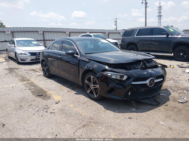 Продаж на аукціоні авто 2019 Mercedes-benz A 220 4matic, vin: WDD3G4FB5KW014295, номер лоту: 45739031