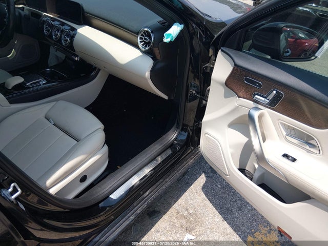 Продаж на аукціоні авто 2019 Mercedes-benz A 220 4matic, vin: WDD3G4FB5KW014295, номер лоту: 45739031