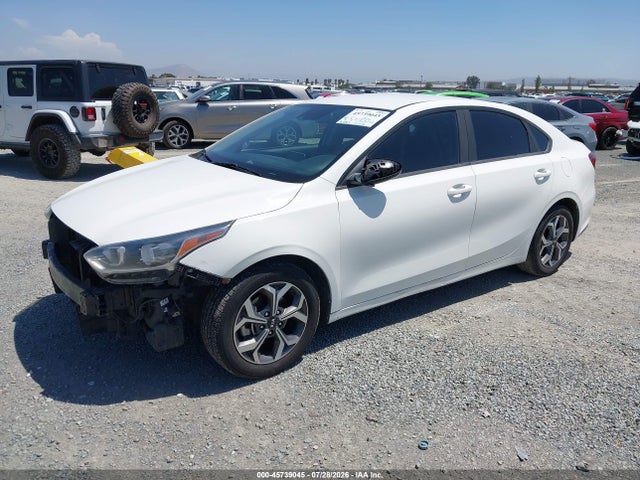 KIA Forte Lxs 2019 3KPF24AD4KE109231 Image 2