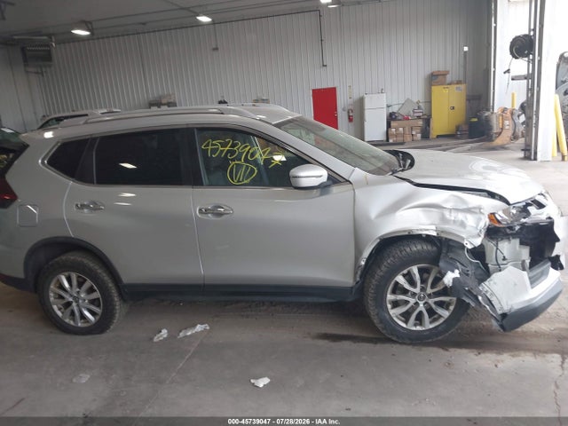 45739047 :رقم المزاد ، KNMAT2MV2LP523139 vin ، 2020 Nissan Rogue Sv Intelligent Awd مزاد بيع