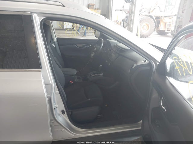 45739047 :رقم المزاد ، KNMAT2MV2LP523139 vin ، 2020 Nissan Rogue Sv Intelligent Awd مزاد بيع