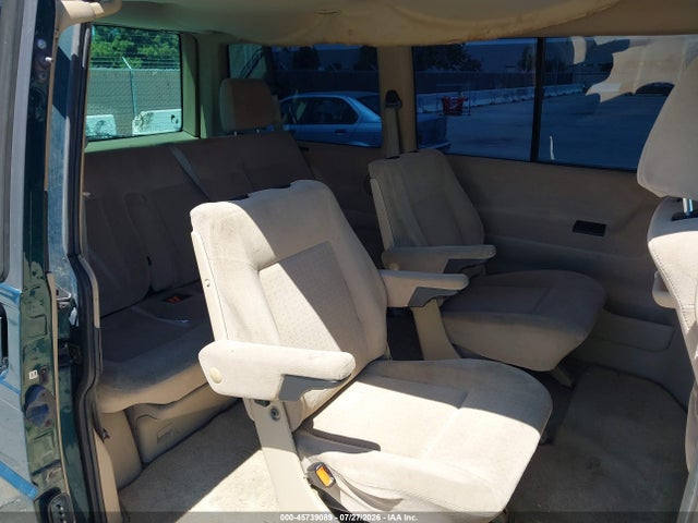 2002 Volkswagen Eurovan Gls მანქანა იყიდება აუქციონზე, vin: WV2KB47002H061841, აუქციონის ნომერი: 45739089
