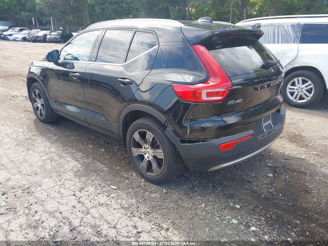 2022 Volvo Xc40 T5 Inscription მანქანა იყიდება აუქციონზე, vin: YV4162UL0N2757010, აუქციონის ნომერი: 45739094