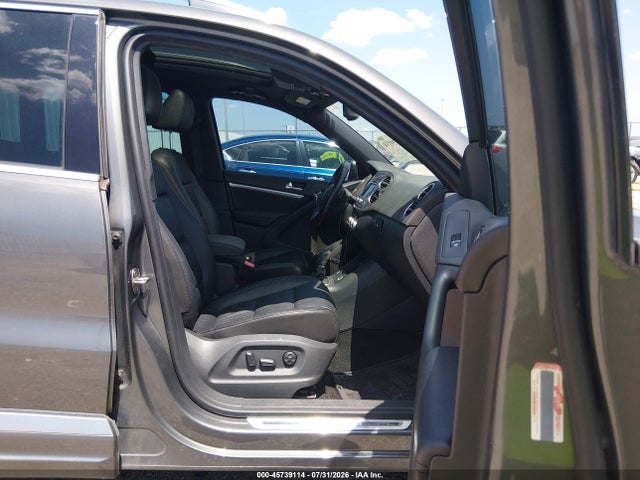 Aukcja sprzedaży 2015 Volkswagen Tiguan R-line, vin: WVGAV7AX2FW068716, numer aukcji: 45739114