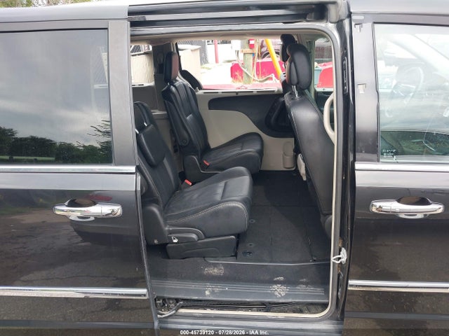 2015 Chrysler Town & Country Touring-l მანქანა იყიდება აუქციონზე, vin: 2C4RC1CG6FR742530, აუქციონის ნომერი: 45739120