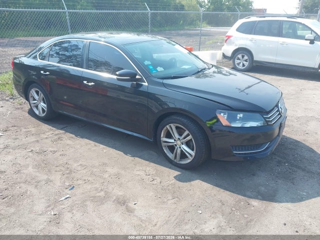 2014 Volkswagen Passat 1.8t Se მანქანა იყიდება აუქციონზე, vin: 1VWBT7A3XEC074563, აუქციონის ნომერი: 45739155
