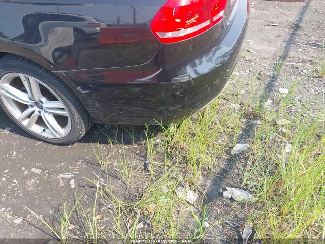 2014 Volkswagen Passat 1.8t Se მანქანა იყიდება აუქციონზე, vin: 1VWBT7A3XEC074563, აუქციონის ნომერი: 45739155