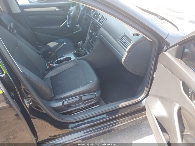 2014 Volkswagen Passat 1.8t Se მანქანა იყიდება აუქციონზე, vin: 1VWBT7A3XEC074563, აუქციონის ნომერი: 45739155