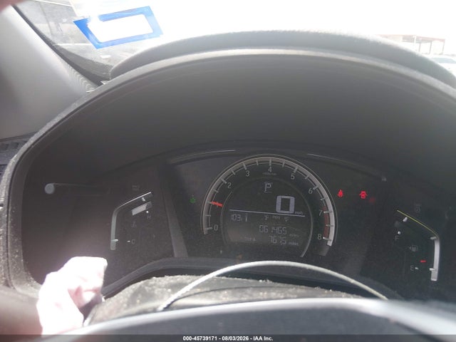 2HKRW5H32JH416881 Honda CR-V LX