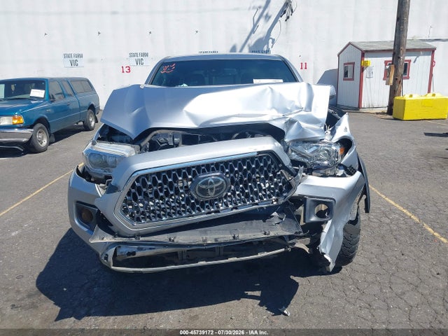 5TFCZ5AN0KX206214 Toyota Tacoma Trd Off Road