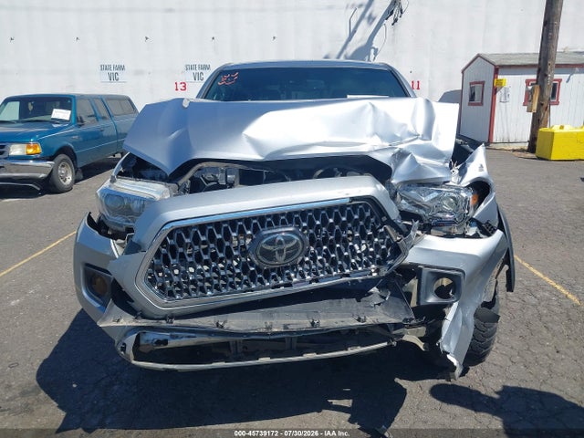 5TFCZ5AN0KX206214 Toyota Tacoma Trd Off Road