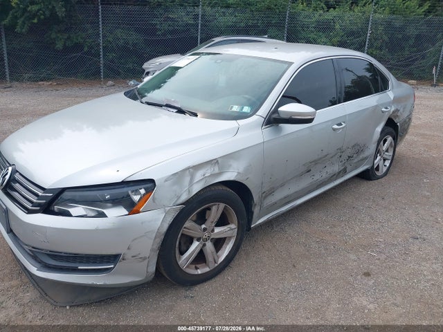 45739177 :رقم المزاد ، 1VWBT7A31EC067064 vin ، 2014 Volkswagen Passat 1.8t Se مزاد بيع