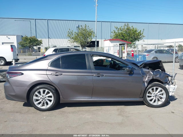 Toyota CAMRY LE 2024 4T1C11AK9RU262259 Image 14
