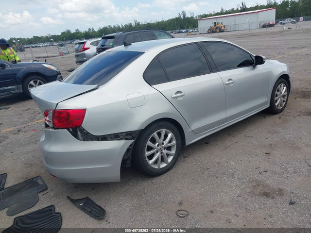 2011 Volkswagen Jetta 2.5l Se მანქანა იყიდება აუქციონზე, vin: 3VWBX7AJ7BM042280, აუქციონის ნომერი: 45739262
