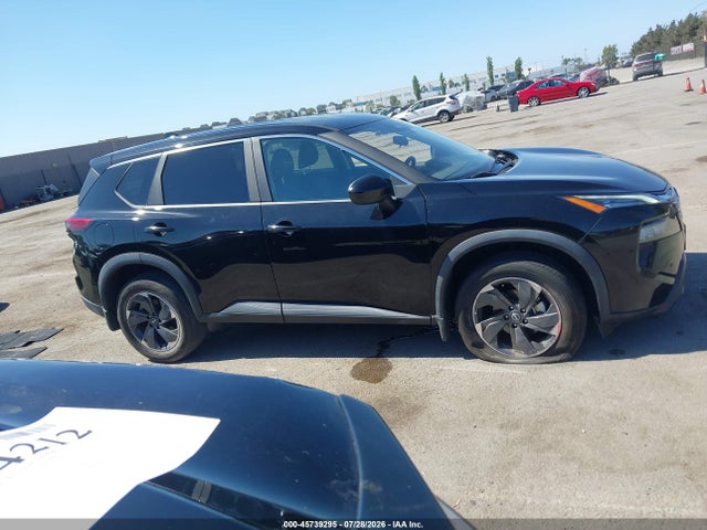 Продажа на аукционе авто 2024 Nissan Rogue Sv Fwd, vin: 5N1BT3BA7RC739932, номер лота: 45739295