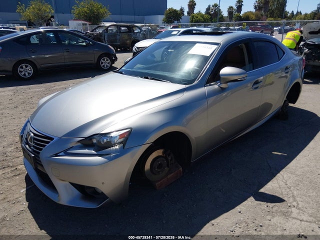 Lexus IS 250 2014 JTHBF1D25E5002070 Image 2