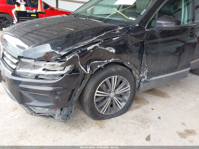 45739476 :رقم المزاد ، 3VV3B7AX8JM082703 vin ، 2018 Volkswagen Tiguan 2.0t Se/2.0t Sel مزاد بيع