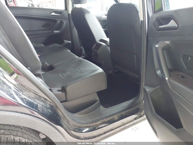 45739476 :رقم المزاد ، 3VV3B7AX8JM082703 vin ، 2018 Volkswagen Tiguan 2.0t Se/2.0t Sel مزاد بيع