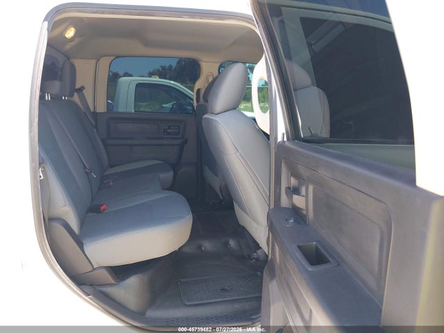 Продажа на аукционе авто 2017 Ram 2500 Tradesman  4x4 6'4 Box, vin: 3C6UR5CL6HG683511, номер лота: 45739482