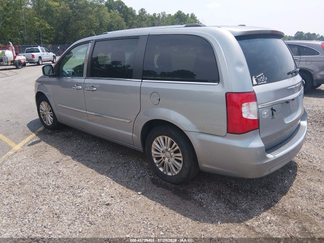 45739485 :رقم المزاد ، 2C4RC1JG9GR239157 vin ، 2016 Chrysler Town & Country Limited مزاد بيع