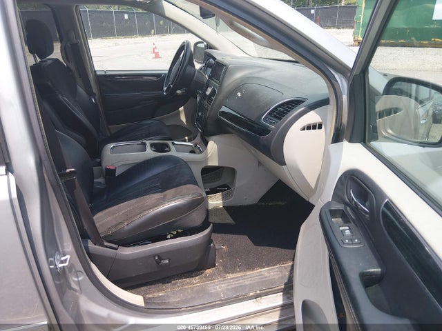 45739485 :رقم المزاد ، 2C4RC1JG9GR239157 vin ، 2016 Chrysler Town & Country Limited مزاد بيع