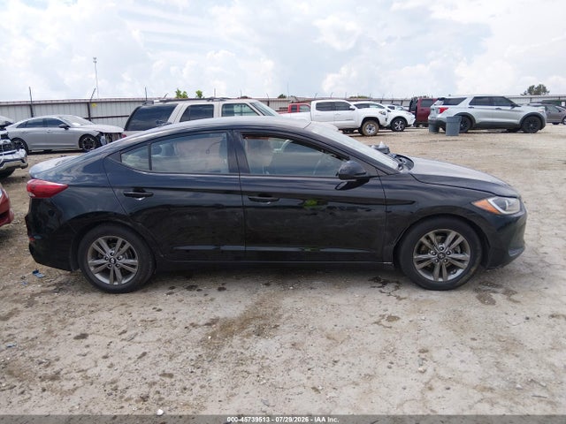 Продажа на аукционе авто 2018 Hyundai Elantra Sel, vin: 5NPD84LFXJH227623, номер лота: 45739513