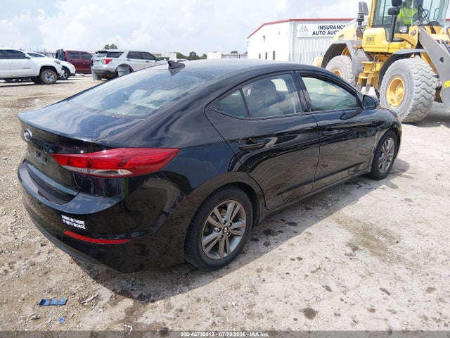 Продажа на аукционе авто 2018 Hyundai Elantra Sel, vin: 5NPD84LFXJH227623, номер лота: 45739513