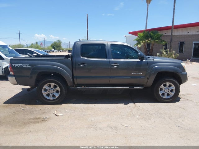Toyota Tacoma Base V6 2015 3TMLU4EN4FM171840 Image 13