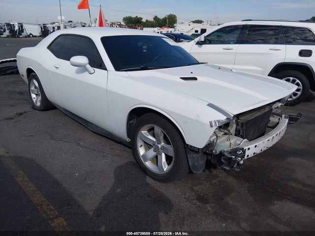 2013 Dodge Challenger Sxt მანქანა იყიდება აუქციონზე, vin: 2C3CDYAG1DH511878, აუქციონის ნომერი: 45739588