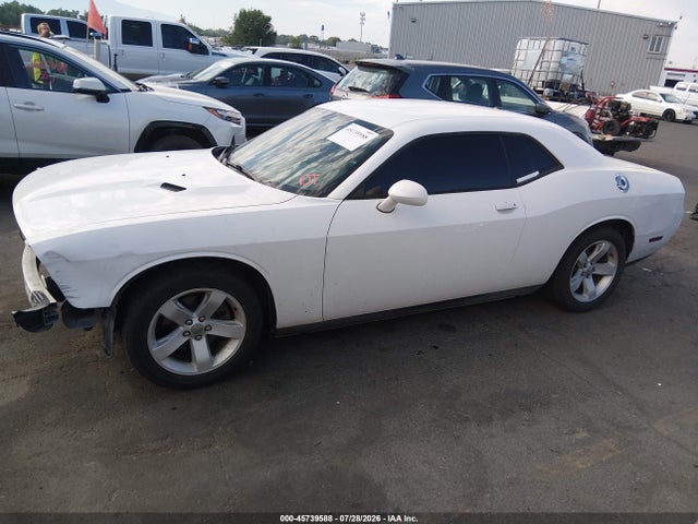 2013 Dodge Challenger Sxt მანქანა იყიდება აუქციონზე, vin: 2C3CDYAG1DH511878, აუქციონის ნომერი: 45739588