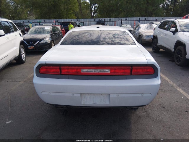 2013 Dodge Challenger Sxt მანქანა იყიდება აუქციონზე, vin: 2C3CDYAG1DH511878, აუქციონის ნომერი: 45739588