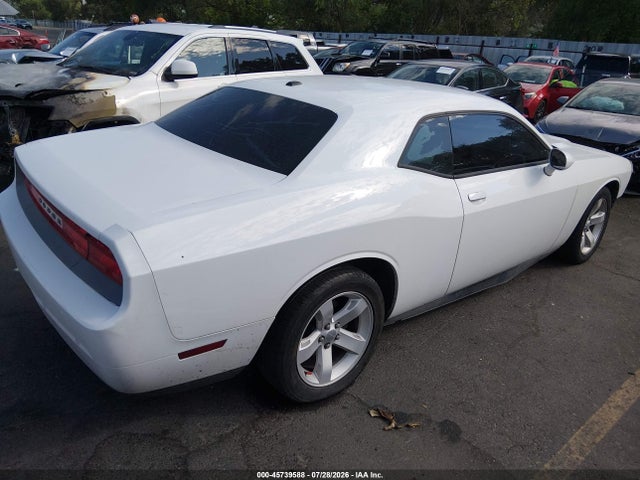 2013 Dodge Challenger Sxt მანქანა იყიდება აუქციონზე, vin: 2C3CDYAG1DH511878, აუქციონის ნომერი: 45739588