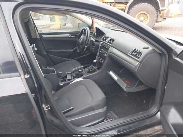 2013 Volkswagen Passat 2.5l S მანქანა იყიდება აუქციონზე, vin: 1VWAP7A31DC013908, აუქციონის ნომერი: 45739617