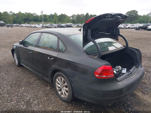 2013 Volkswagen Passat 2.5l S მანქანა იყიდება აუქციონზე, vin: 1VWAP7A31DC013908, აუქციონის ნომერი: 45739617