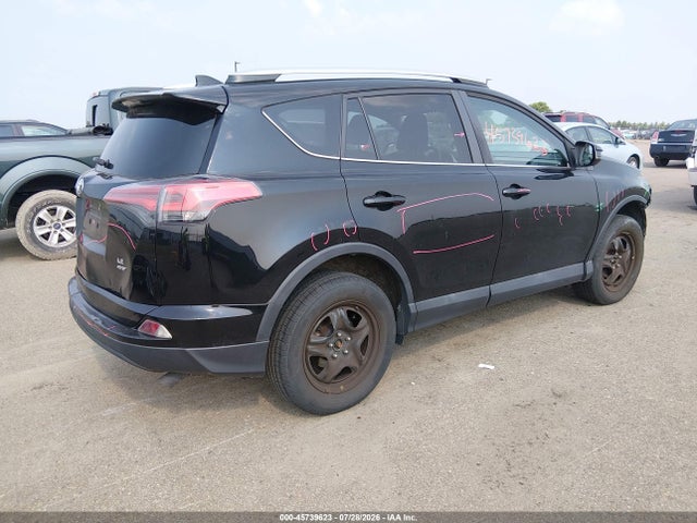 Toyota RAV4 LE 2016 2T3BFREV8GW526625 Image 4