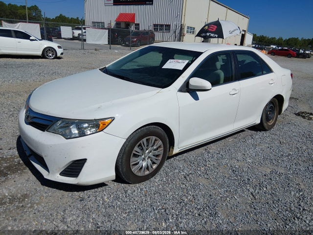 Toyota CAMRY LE 2014 4T4BF1FK8ER403134 Image 2