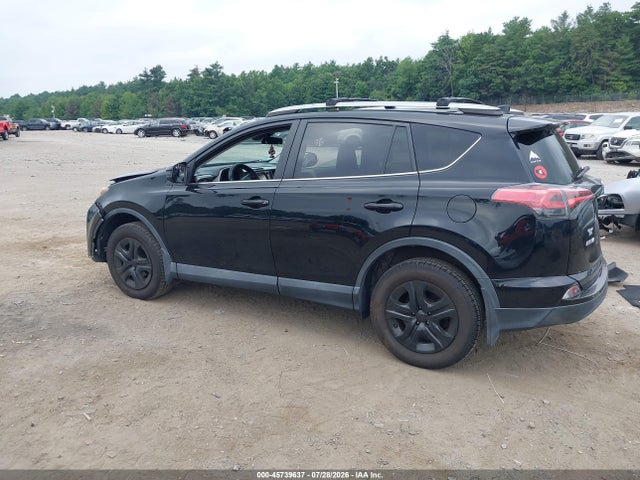 2T3BFREV5HW614629 Toyota RAV4 LE