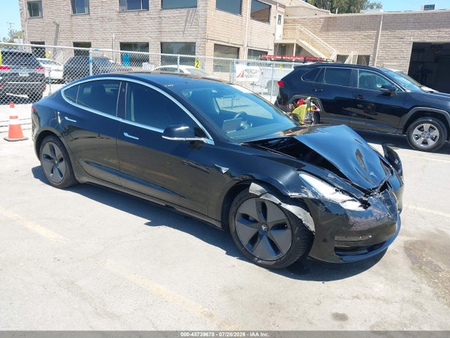 Tesla Model 3 Long Range/performance 2018 5YJ3E1EB8JF084599 главное изображение