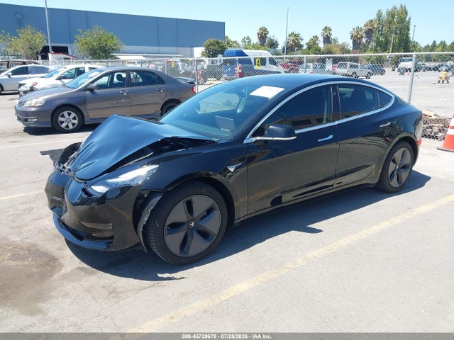 Tesla Model 3 Long Range/performance 2018 5YJ3E1EB8JF084599 Image 2