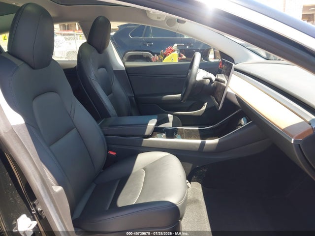 Tesla Model 3 Long Range/performance 2018 5YJ3E1EB8JF084599 Image 5