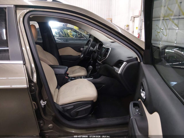 2015 Jeep Cherokee Latitude მანქანა იყიდება აუქციონზე, vin: 1C4PJLCS3FW671419, აუქციონის ნომერი: 45739699