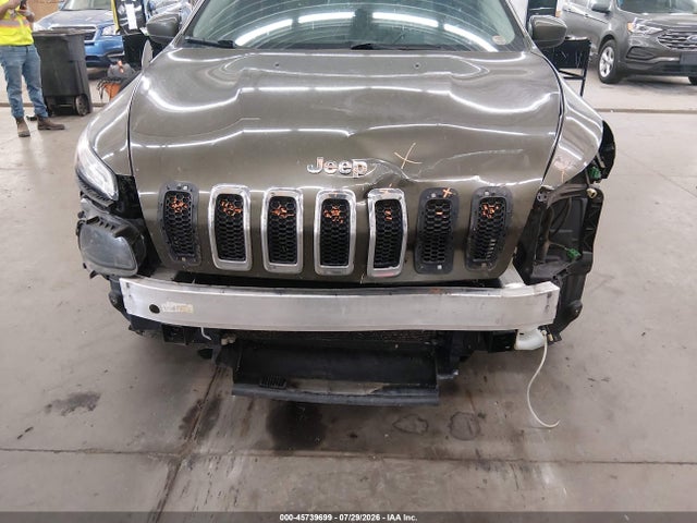 2015 Jeep Cherokee Latitude მანქანა იყიდება აუქციონზე, vin: 1C4PJLCS3FW671419, აუქციონის ნომერი: 45739699