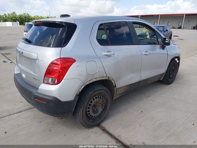 Chevrolet TRAX LS 2016 KL7CJKSB2GB545472 Image 4