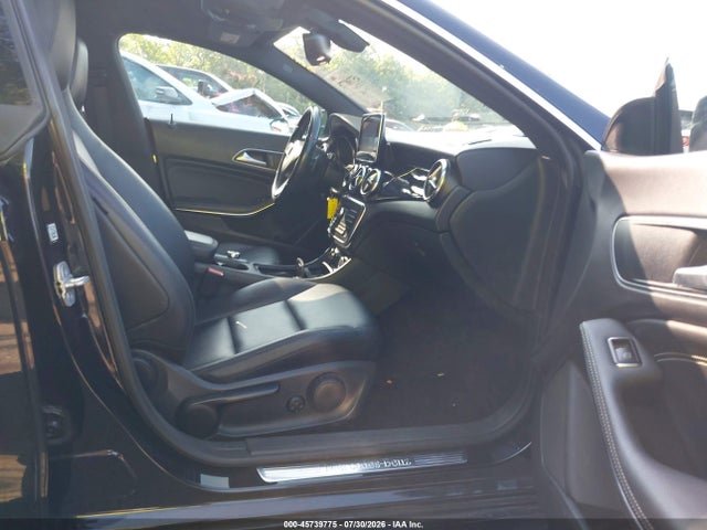 2015 Mercedes-benz Cla 250 4matic მანქანა იყიდება აუქციონზე, vin: WDDSJ4GBXFN272786, აუქციონის ნომერი: 45739775